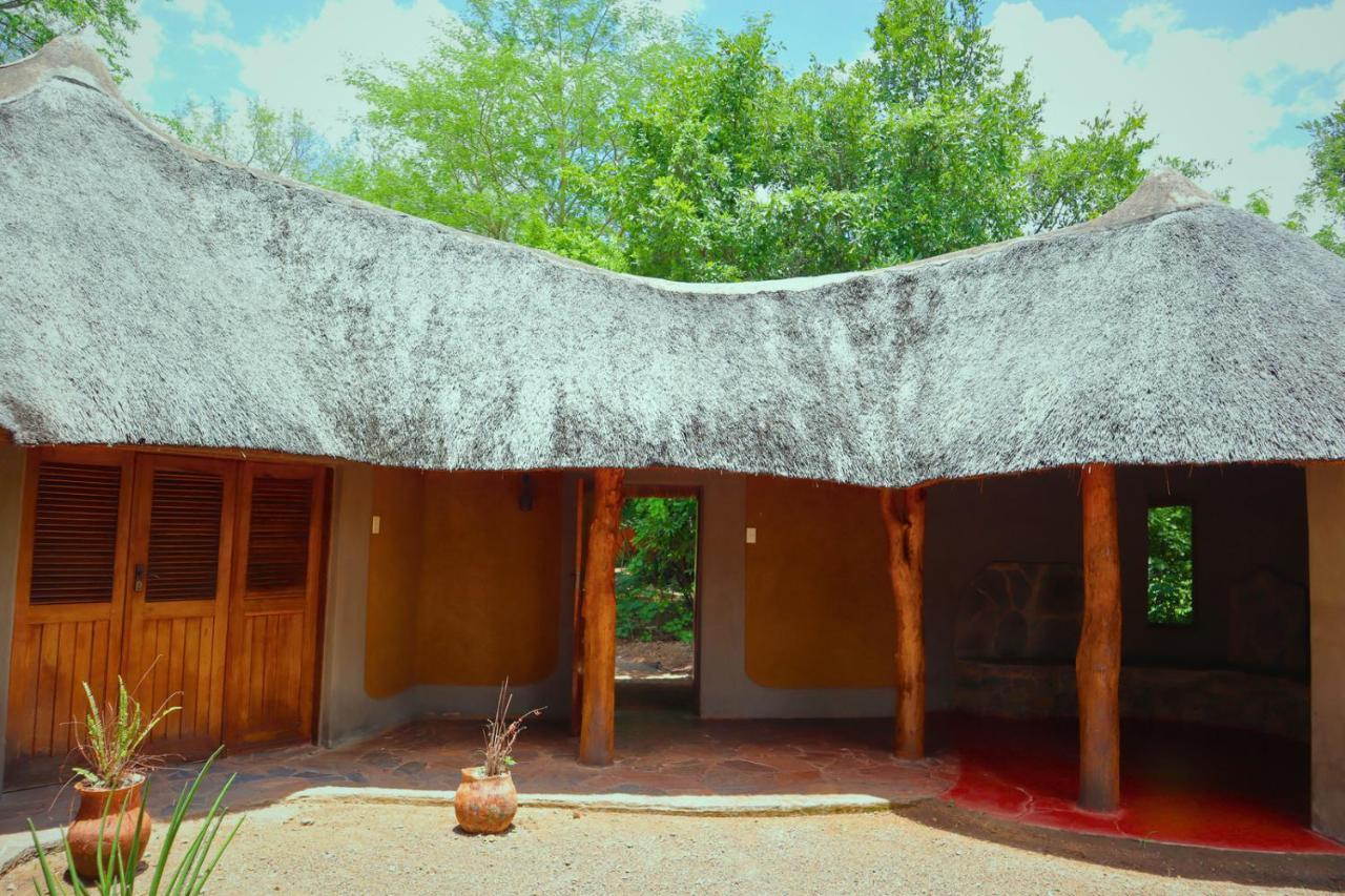 ליבינגסטון Munga Eco-Lodge מראה חיצוני תמונה