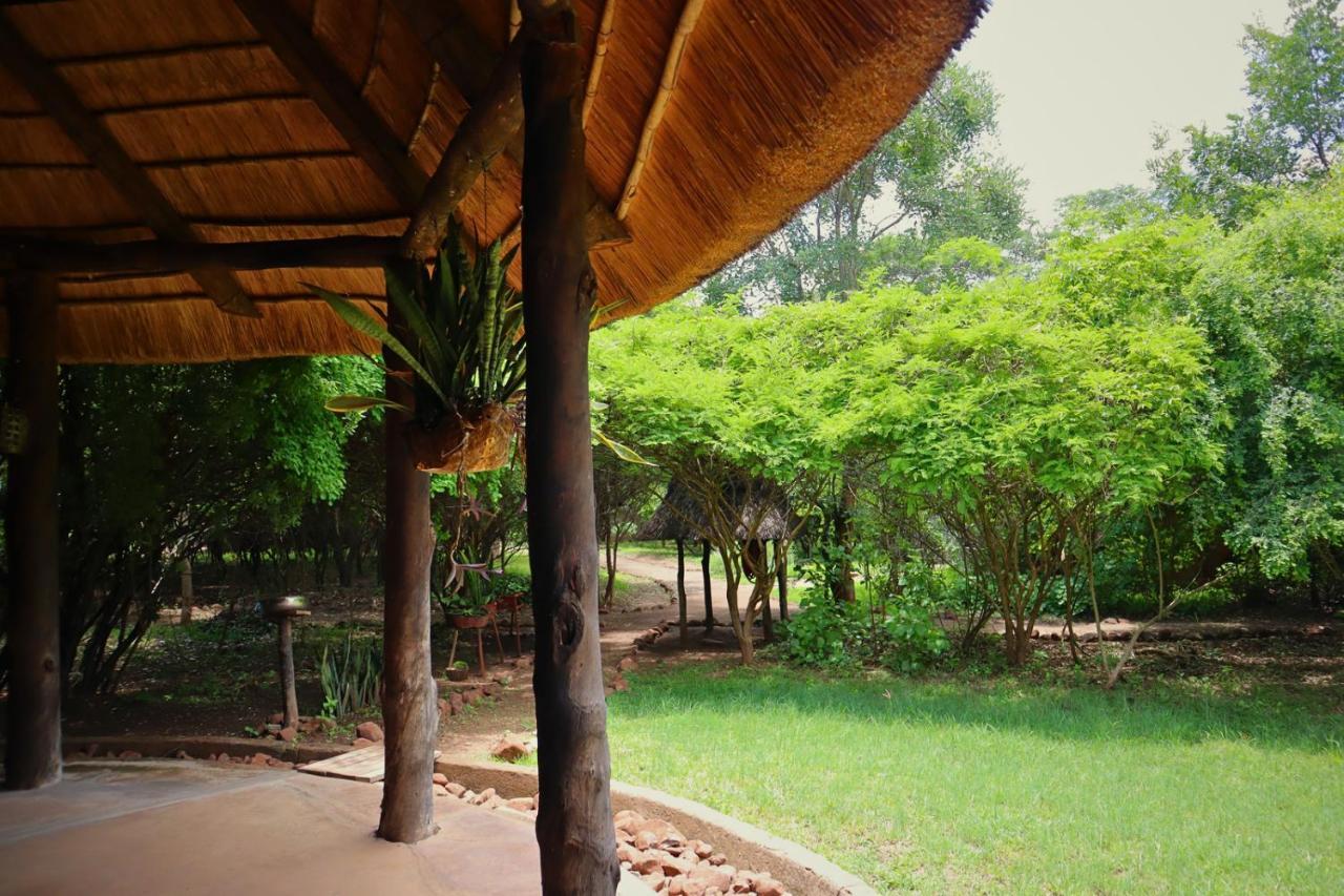 ליבינגסטון Munga Eco-Lodge מראה חיצוני תמונה