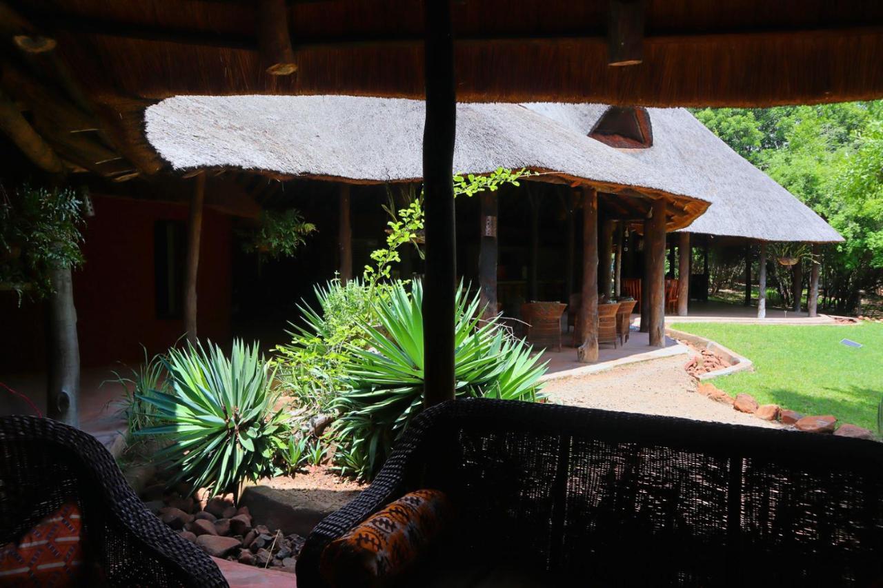 ליבינגסטון Munga Eco-Lodge מראה חיצוני תמונה