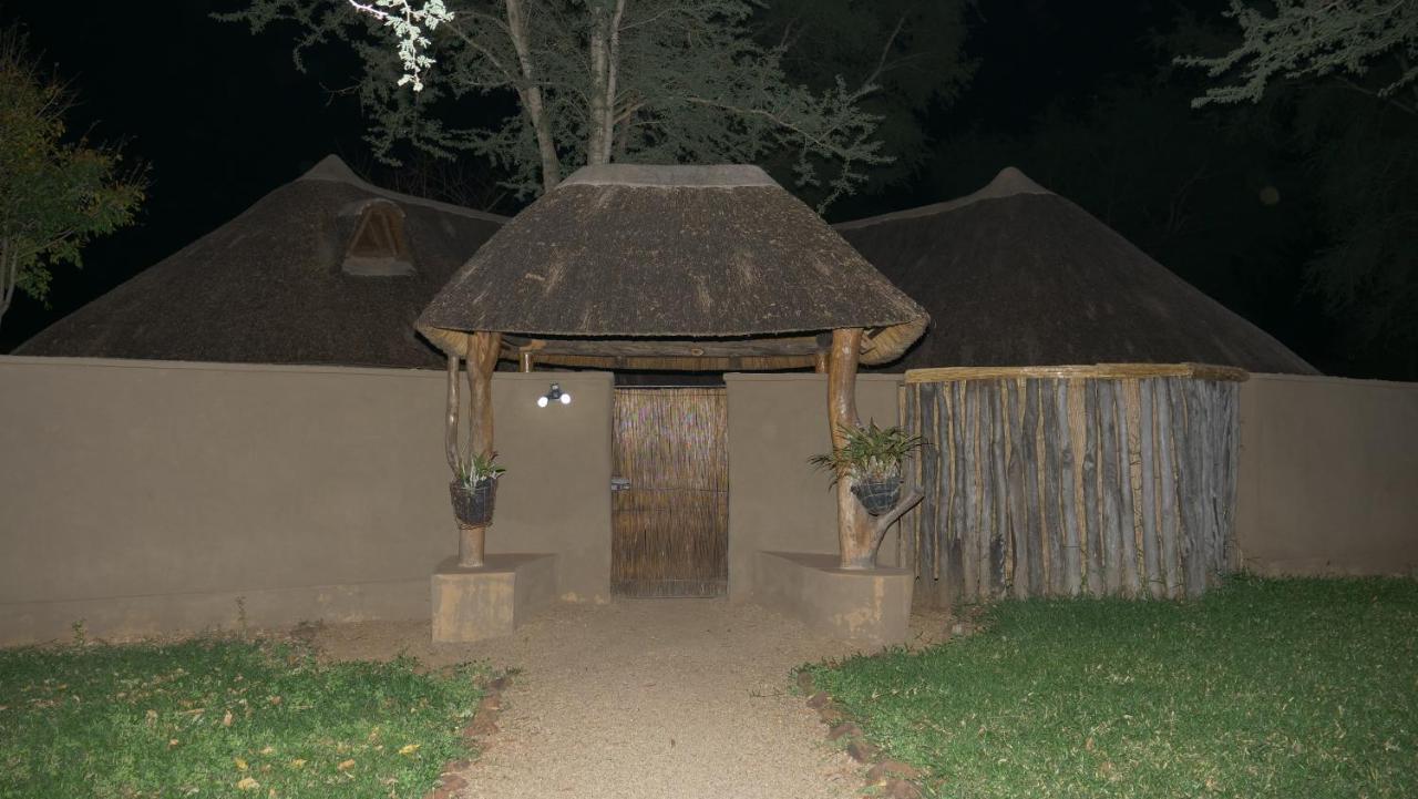 ליבינגסטון Munga Eco-Lodge מראה חיצוני תמונה