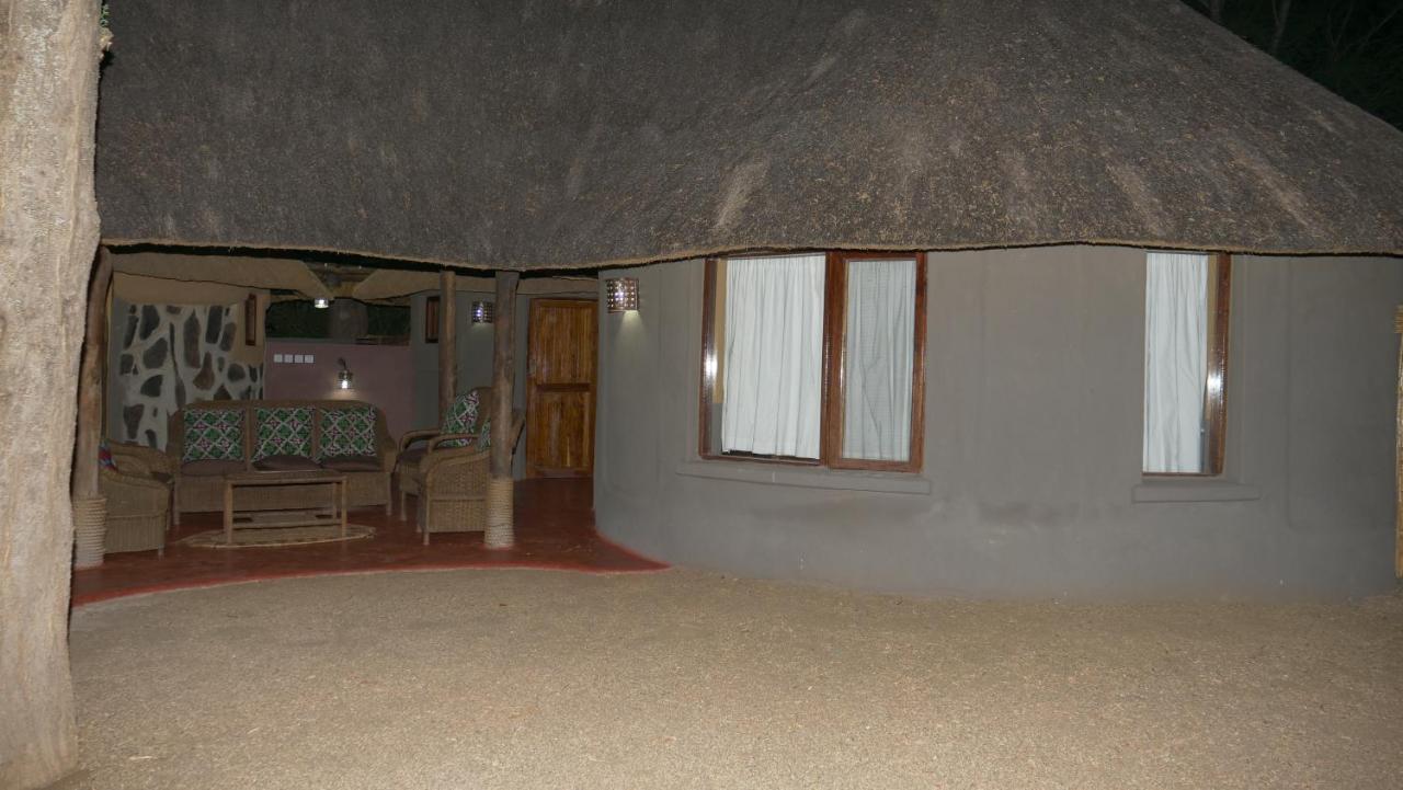 ליבינגסטון Munga Eco-Lodge מראה חיצוני תמונה